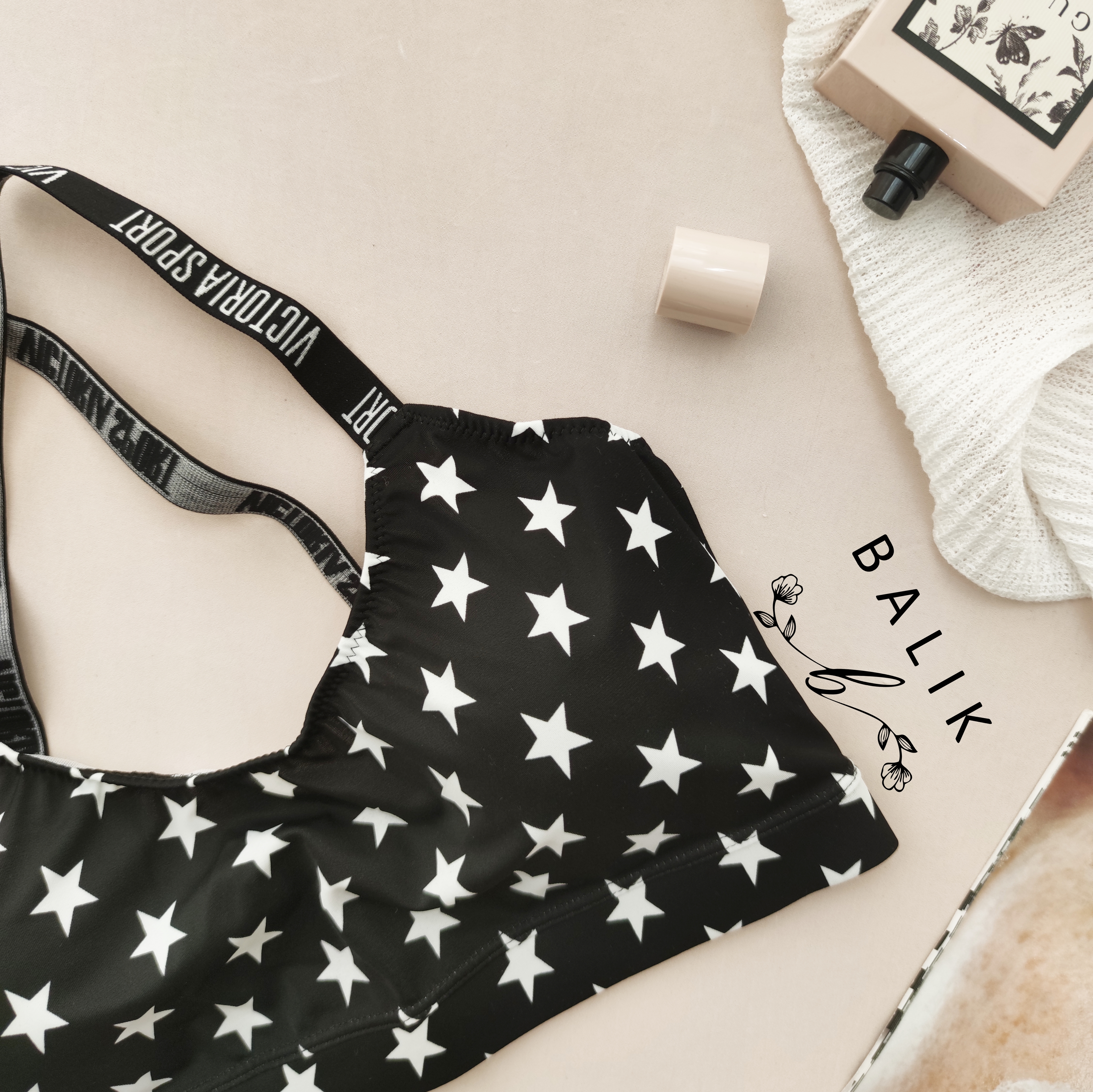 چرا نیمتنه / سوتین اسپرت بپوشیم ؟